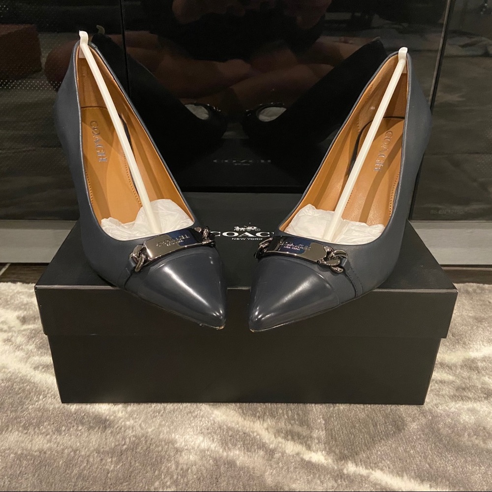 Coach Navy Bowery heels